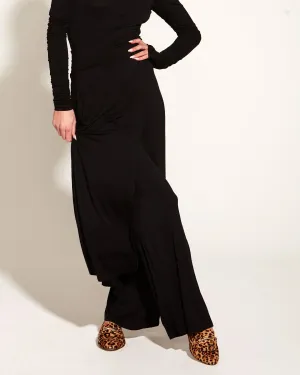 Fate Becker Sweet Soul Flowy Elastic Waist Wide Leg Skant - Black