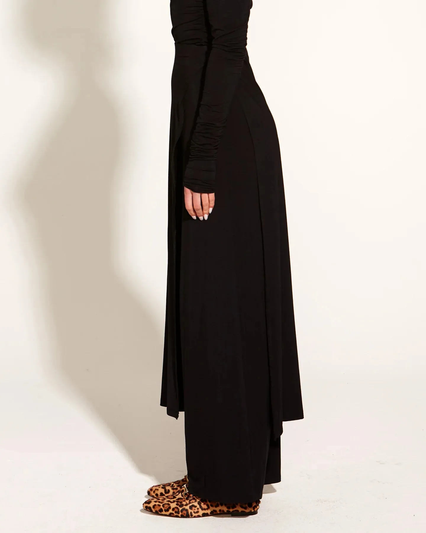 Fate Becker Sweet Soul Flowy Elastic Waist Wide Leg Skant - Black