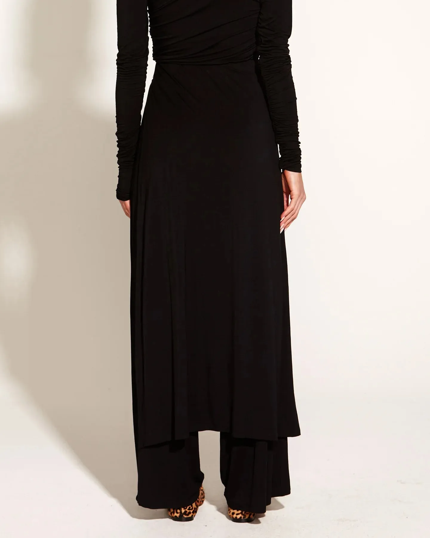 Fate Becker Sweet Soul Flowy Elastic Waist Wide Leg Skant - Black