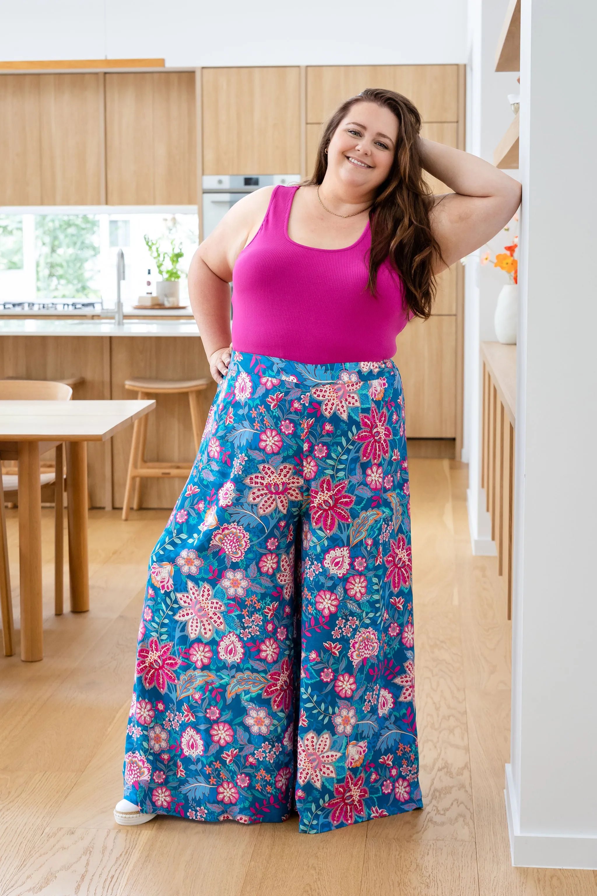 Larsa Pants in Paisley Floral