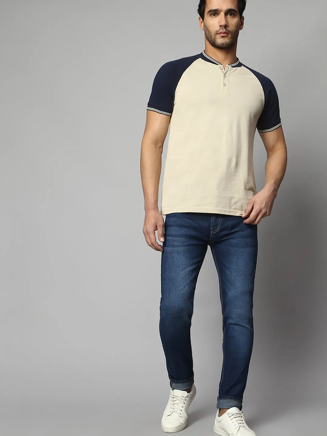 Men's Slim Fit Stretchable Dark Blue Denim Jeans With 5 Pockets And Buttoned Waist