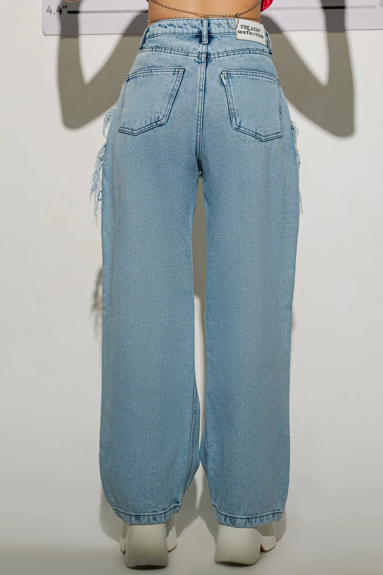 Ripped Detailed Straight Pants