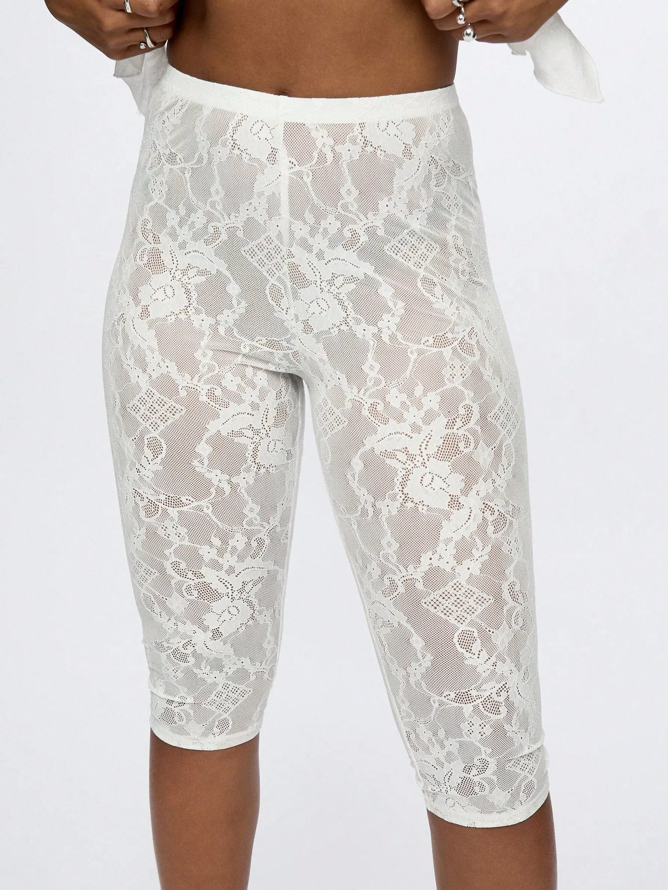 SUMWON WOMEN Lace Detail Capri Trousers