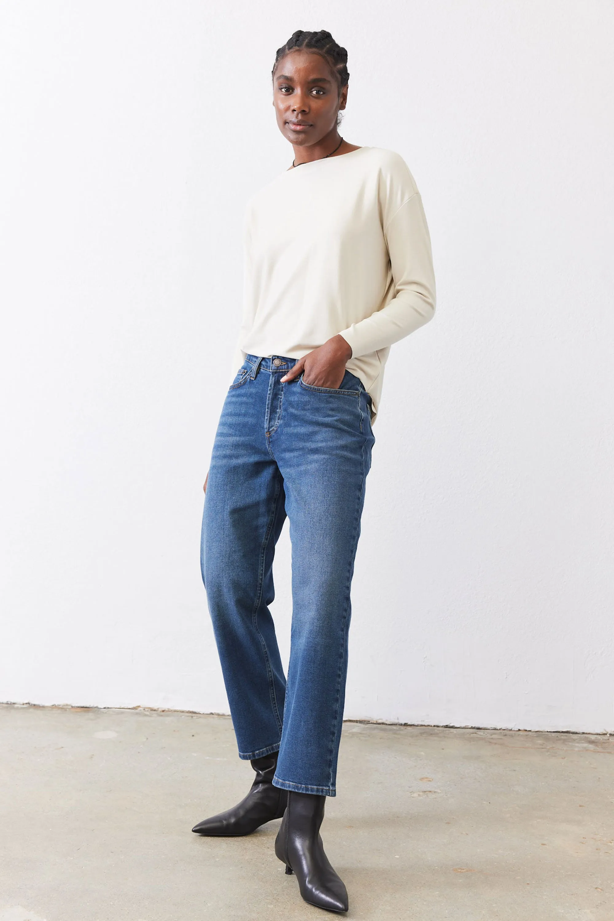 The Crop Mid-Rise Straight Jeans